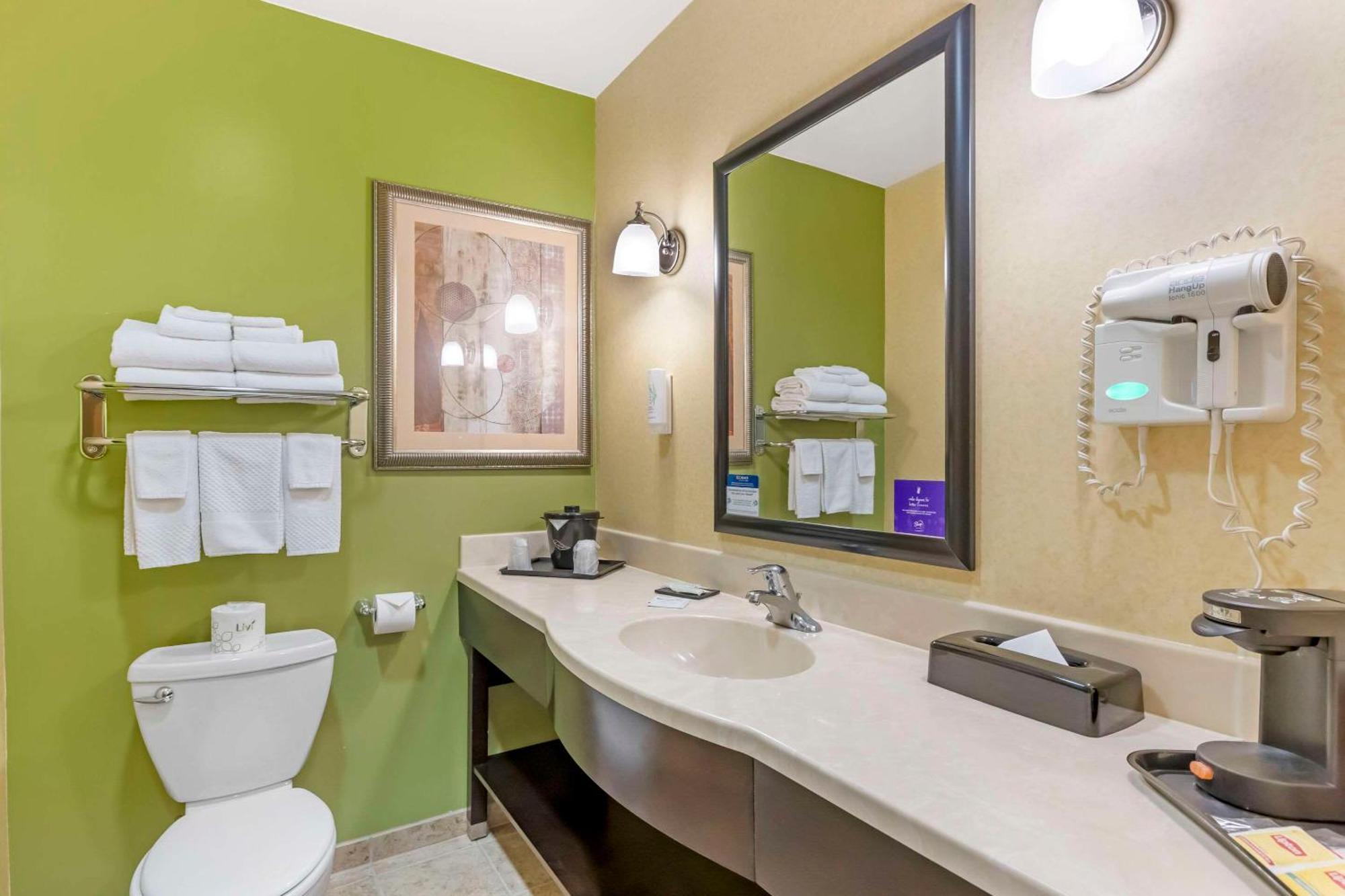 Sleep Inn & Suites Redmond Bagian luar foto