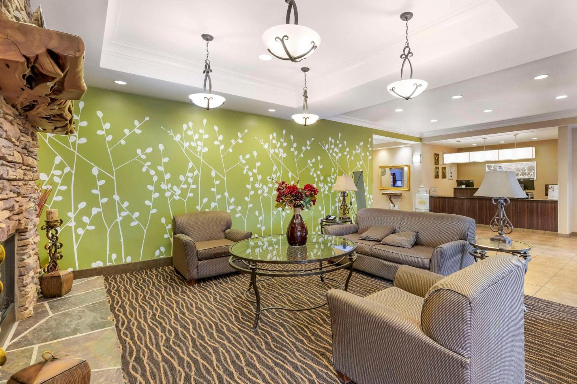 Sleep Inn & Suites Redmond Bagian luar foto