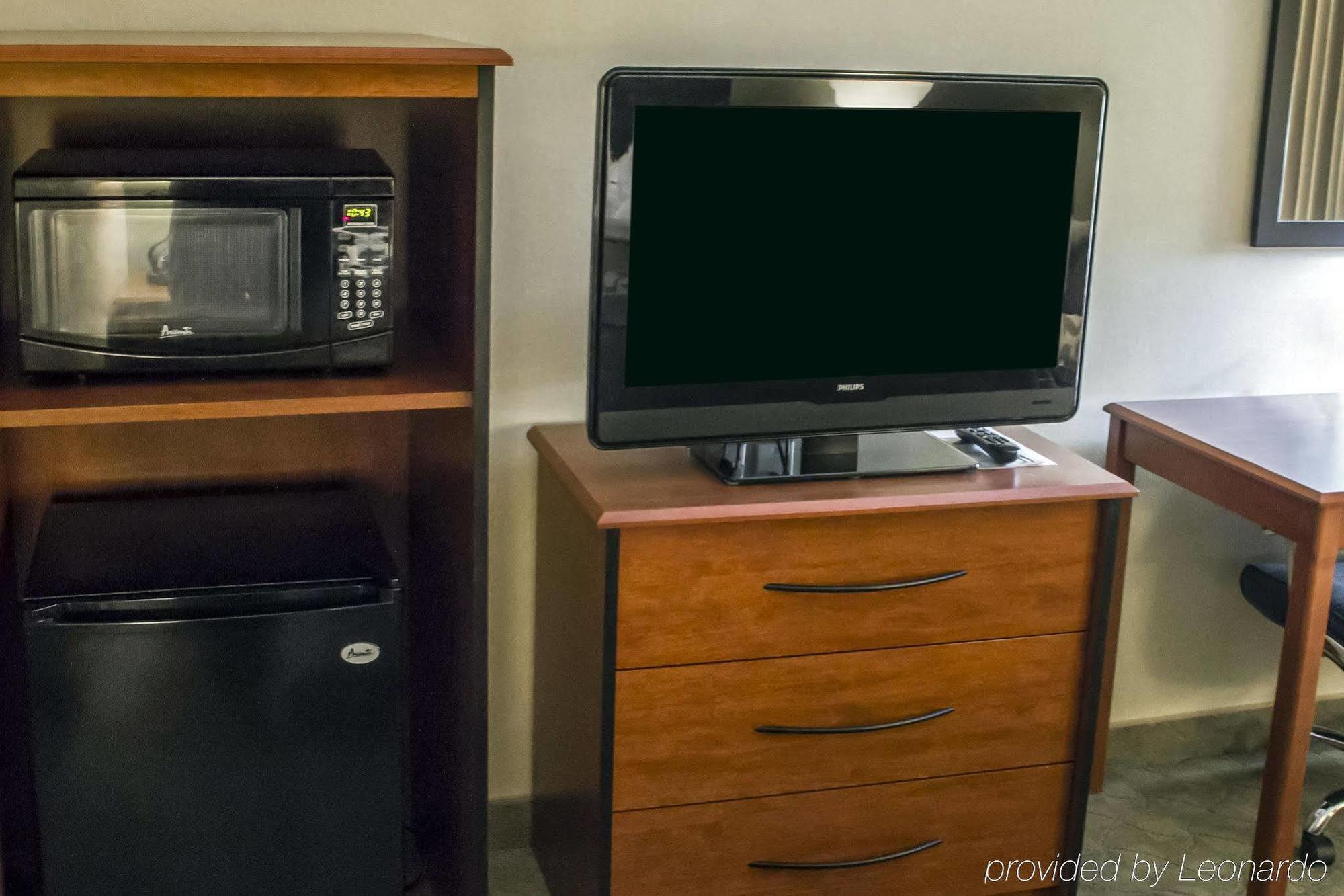 Sleep Inn & Suites Redmond Bagian luar foto