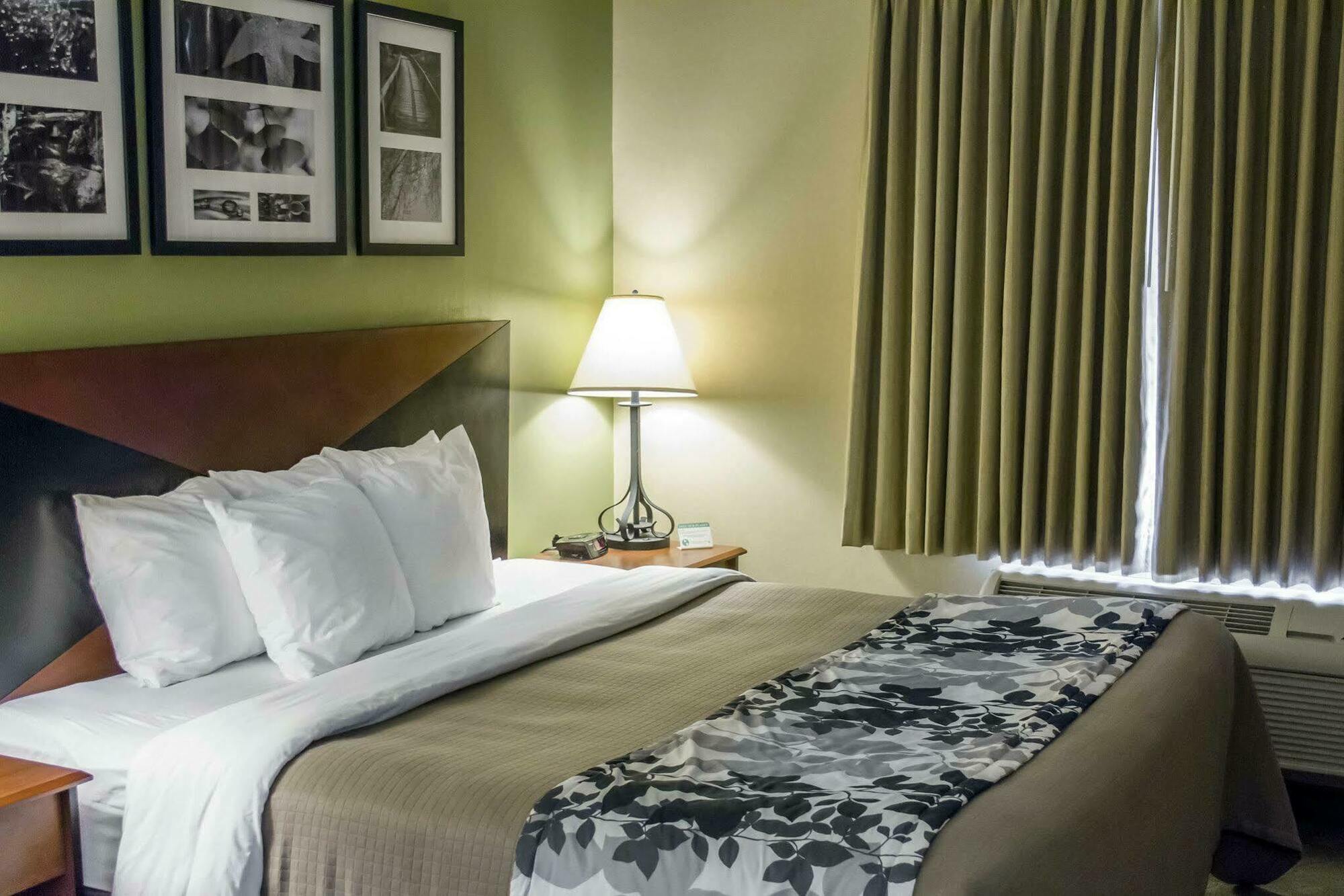 Sleep Inn & Suites Redmond Bagian luar foto